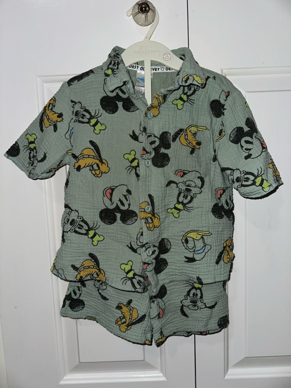 Kids Disney Mickey & Friends Short Pajama Set - Sage Green